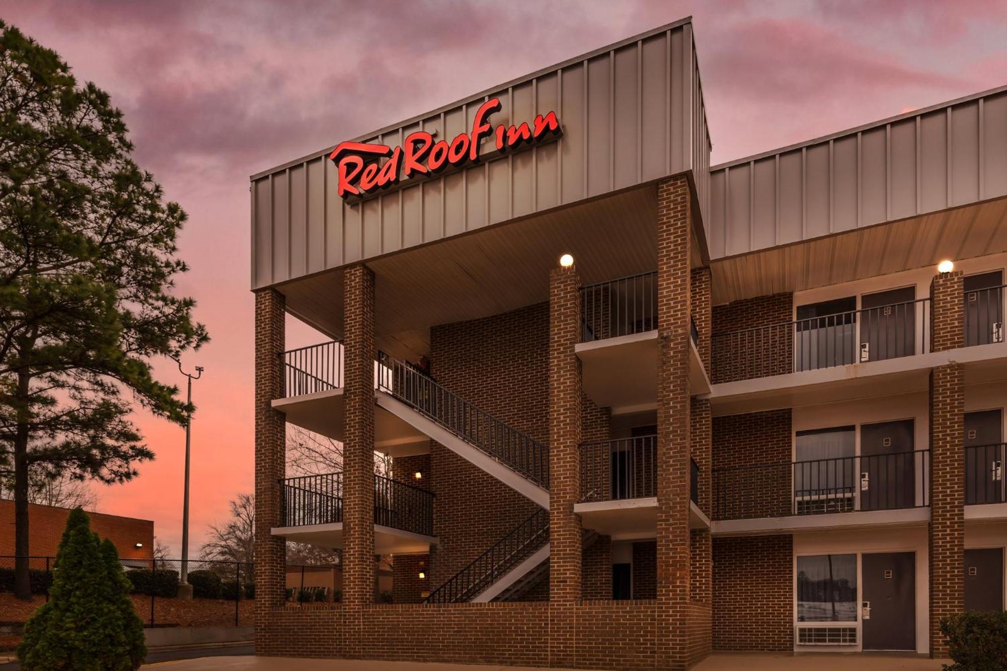 Red Roof Inn Raleigh Northeast - Downtown Exteriör bild